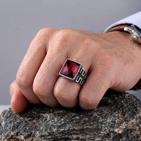 Kırmızı Renk Zirkon Taşlı 925 Ayar Gümüş Yüzük