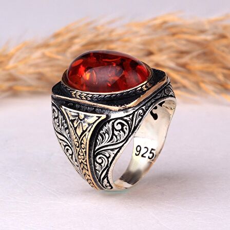 KALEM İŞLEME MOTİFLİ KEHRİBAR TAŞLI GÜMÜŞ YÜZÜK