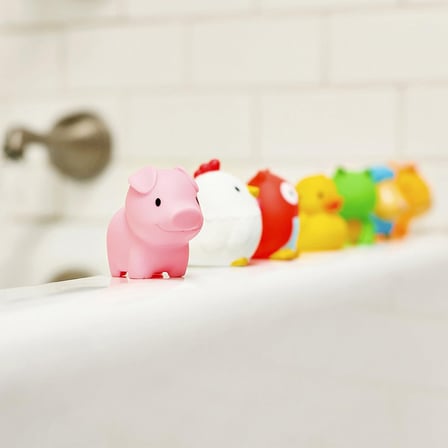 Munchkin Çiftlik Hayvanları ile Eğlenceli Banyo Fışkıtrmaları 8li Paket 0-24 Ay Unisex