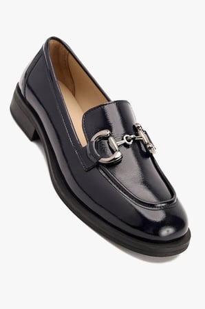 Kadın Metal Tokalı Klasik Loafer – Hakiki Deri Günlük Ayakkabı