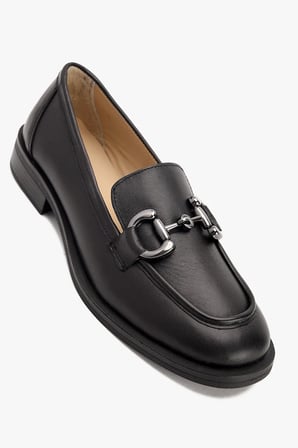 Kadın Metal Tokalı Klasik Loafer – Hakiki Deri Günlük Ayakkabı