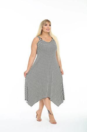 Kadın Büyük Beden Tokalı Askılı Kazayağı Desenli Elbise