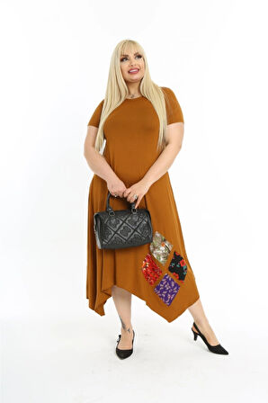 Kadın Büyük Beden Yamalı Bisiklet Yaka Kısa Kollu Elbise