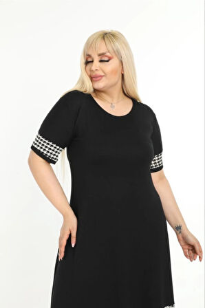 Kadın Siyah Büyük Beden Kol ve Etek Ucu Kazayağı Desenli Elbise