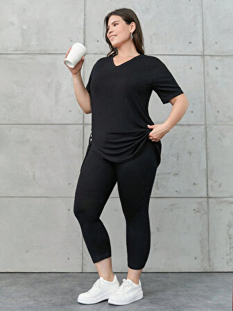 Kadın Büyük Beden Kısa Kollu Düğme Detaylı V Yaka Viskon Takım