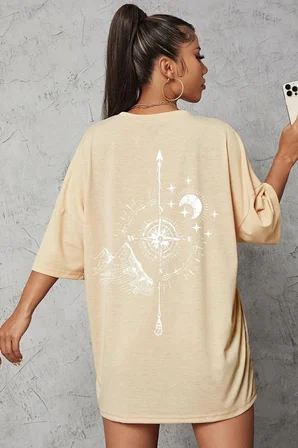 Sırt Pusula Baskılı Tshirt