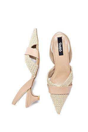 120 Kadın Hasır Örgülü Arkası Açık Sivri Burun Topuklu Ayakkabı