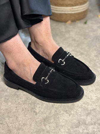 Günlük Kadın Siyah Loafer Klasik Desenli Taban Tokalı Oval Burunlu Makosen Ayakkabı 120