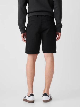 GAP V-9IN ESSENTIAL SHORT ERKEK SİYAH ŞORT   866125004