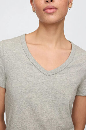 Gap V-SS Fav V Solid Kadın Tişört
