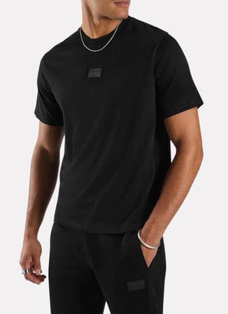 Reebok 100253069 SILICONE BADGE T-SHIRT Siyah Yuvarlak Yaka Regular Fit Düz Erkek T-Shirt