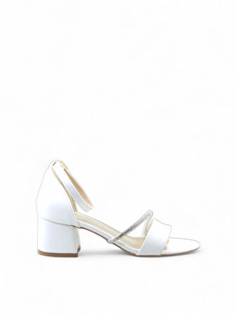 Kadın Kalın Ökçe Taşlı Çarpraz Tek Bantlı 7 Pont Topuklu Ayakkabı