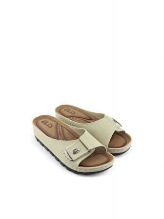 Kadın Tokalı Terlik