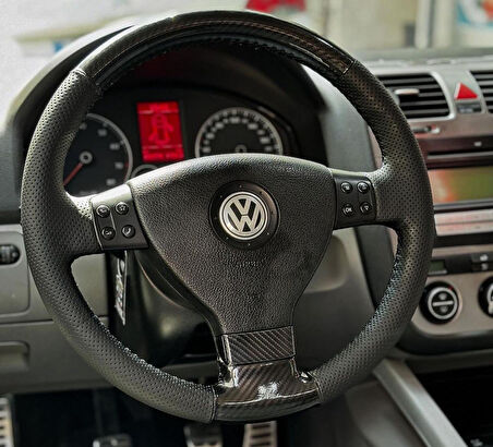 VOLSWAGEN GOLF 5 ARACA ÖZEL DİREKSİYON KILIFI (NOKTALI-MİCROFİBERCARBON)