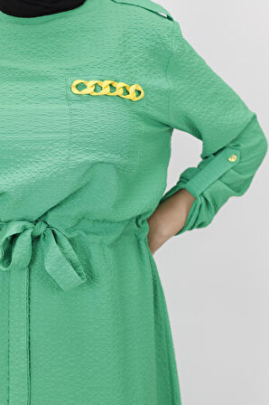 Cep Zincir Detaylı Bürümcük Kumaş Elbise