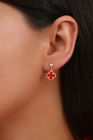 14K Altın Kaplamalı 925 Ayar Gümüş Granada Saray Yoncası Küpe - Kırmızı 121119002