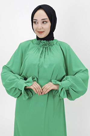 Çiçek Detaylı Salaş Elbise