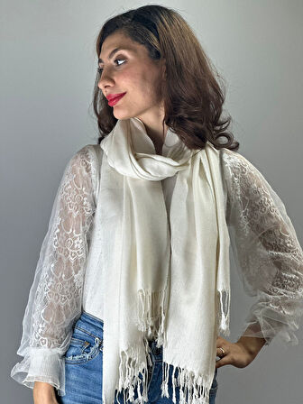 180X70 CM EKRU YUMUŞAL PÜSKÜLLÜ KADIN FULAR ŞAL