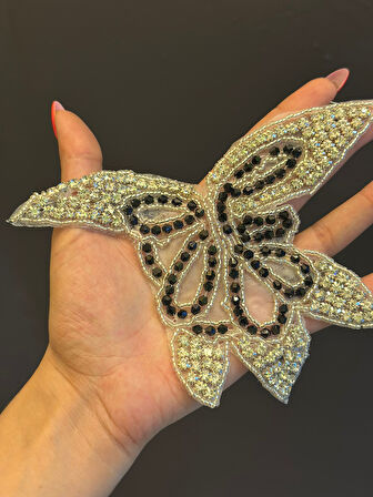 BONCUK VE ZİRKON TAŞ İŞLEME KELEBEK ARMA DİKİŞ APLİKE 17X14 CM