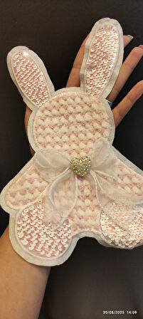 DOKUMA PUL PAYETLİ ZİRKON TAŞ KALPLİ TAVŞAN ARMA DİKİŞ APLİKE 25X16 CM