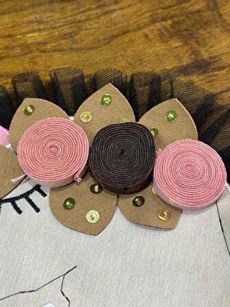 KABARTMA ÇİÇEK TASARIM AT ARMA DİKİŞ APLİKE 33X25 CM