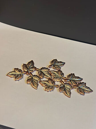 12 ADET BAKIR RENGİ PLASTİK YAPRAK DELİKLİ BONCUK 5X3 CM