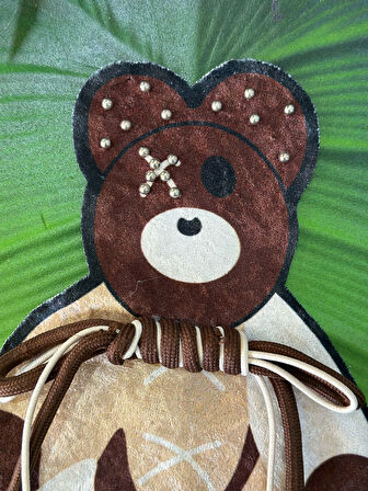 BAĞCIKLI BONCUKLU TASARIM AYI ARMA DİKİŞ APLİKE 28X18 CM