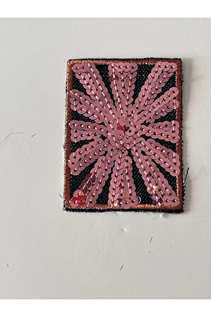 7X6 CM DESENLİ ÇİZGİLİ PULLU  APLİKE YAMA ARMA ÜTÜ İLE YAPIŞIR