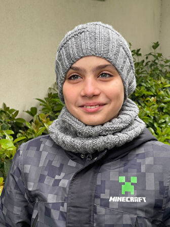 ÇOCUK BERE BOYUNLUK YUMUŞAK YÜN TAKIM