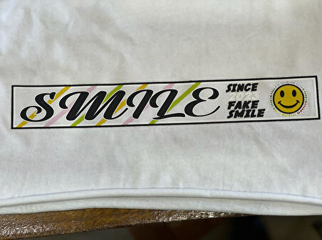 28X4 CM ÜTÜ İLE YAPIŞAN GÜLEN SURAT YAZILI APLİKE ARMA BASKI TİŞÖRT BASKI