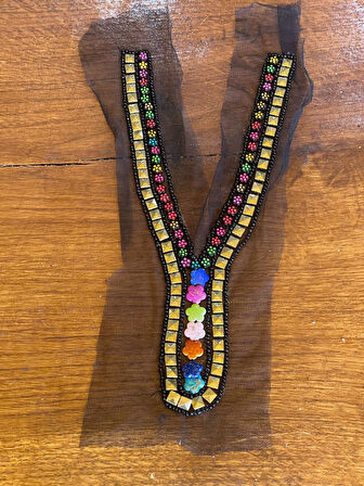 TAŞ VE BONCUK İŞLEME YAKA APLİKEELBİSE YAKAA GÖMLEK YAKA