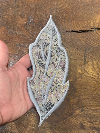 FÜME RENK NAKIŞ İŞLEME GÜPÜR APLİKE YAPRAK DİKİŞ AKSESUARI