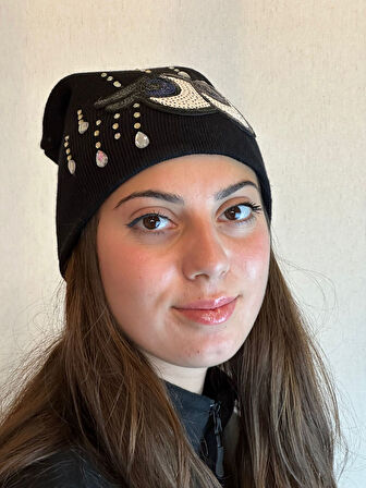 PUL PAYET ARMAA APLİKELİ  TAŞLI BERE KADIN BERE