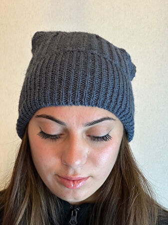 EL ÖRGÜSÜ TASARIM TRİKO KADIN BERE