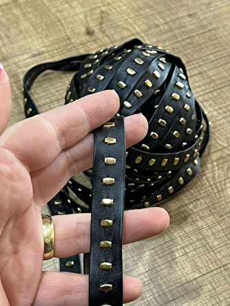 1 CM EN ÇELİK ZIMBALI DERİ ŞERİT DİKİŞ HOBİ GİYİM AKSESUARI APLİKE 1 METRE