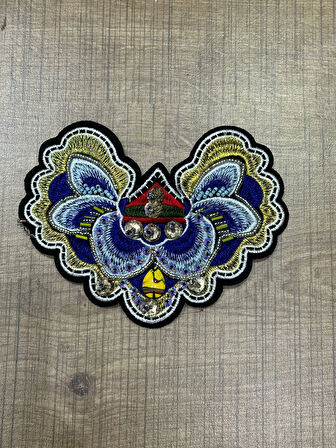 15X9 CM TAŞ NAKIŞ BONCUK İŞLEME OTANTİK TASARIM ARMA DİKİŞ PEÇETE APLİKE