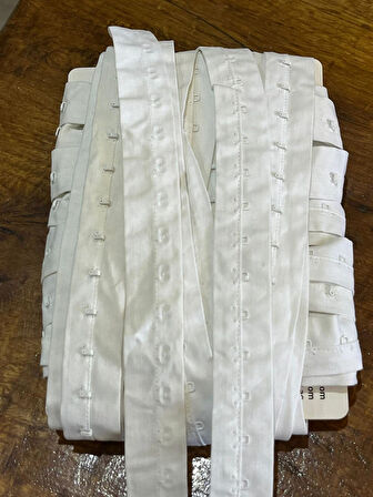 ÇİFT KOPÇALI ŞERİT DİKİŞ GİYİM KANCALI SET EN 3 CM (1 METRE )