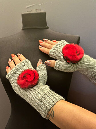 EL ÖRGÜSÜ PONPONLU PARMAKSIZ KADIN ELDİVEN