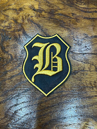 ALTIN VARAK İŞLEME ÜTÜ İLE YAPIŞAN TASARIM ARMA DİKİŞ APLİKE 10X7 CM