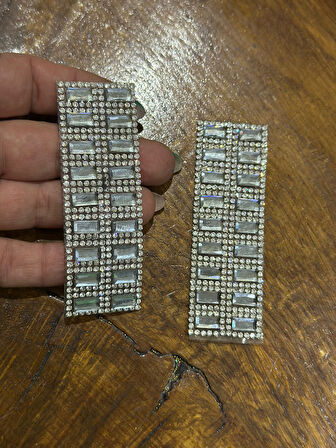 2 ADET ÜTÜ İLE YAPIŞAN KESİLEBİLİR GÜMÜŞ RENK TAŞLI APOLET ARMA SET 9X3 CM
