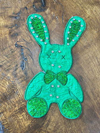 ZİRKON TAŞ İŞLEME PAYETLİ YEŞİL TAVŞAN ARMA DİKİŞ APLİKE 28X12 CM