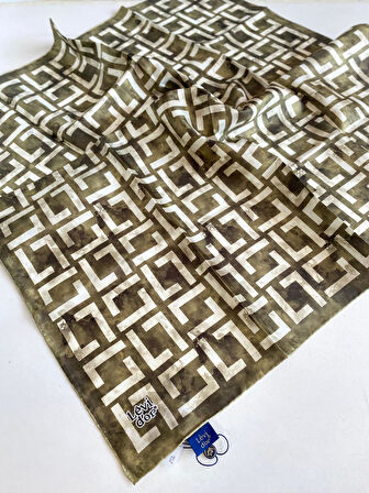 Levidor Tivil Saf İpek Eşarp 49250 Yeşil Karışık Desen