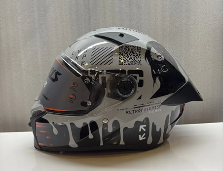 axxis kask ff132 fenix cyberpunk c4 parlak