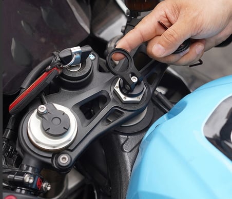 SMNU FRİCTİON RACING TELEFON TUTUCU