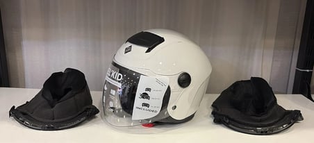 KASK TUCANO URBANO EL KID YARIM ÇOCUK KASKI PARLAK BEYAZ