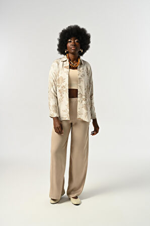 KADIN YAPRAK DESENLİ KREM RENGİ GÖMLEK