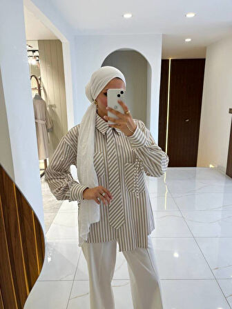 Kravat Detaylı Çizgili Kadın Gömlek GMK16067