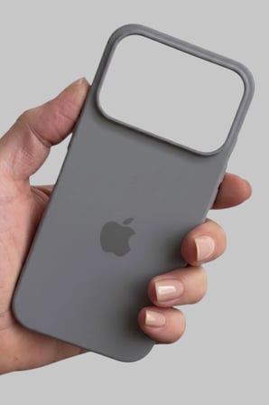 IPhone 17 PRO Uyumlu Kılıf Logolu Lansman Soft Yumuşak Içi Kadife Silikon Kapak