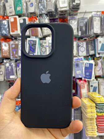 İPHONE 15 PRO UYUMLU LOGOLU LANSMAN İÇİ KADİFE KILIF SİYAH