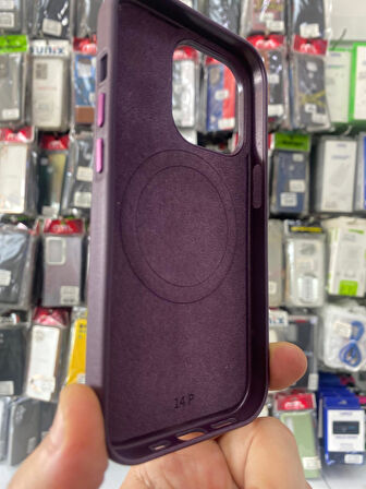 İPHONE 14 PRO UYUMLU GİZLİ MAGSAFE ANİMASYONLU DERİ İÇİ KADİFE KILIF DERİN MOR
